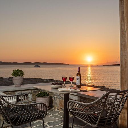 Schoinoussa Porto Dema Luxury Suites מראה חיצוני תמונה
