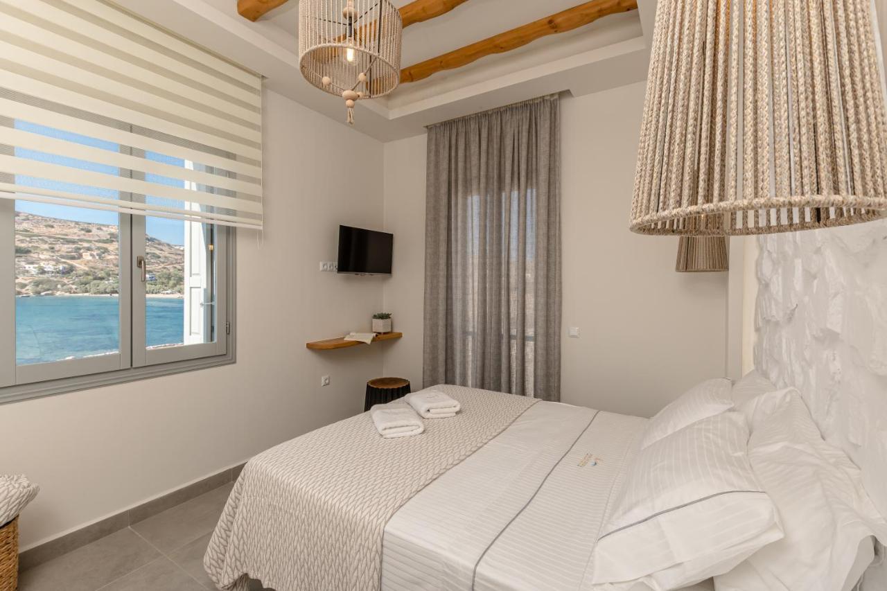 Schoinoussa Porto Dema Luxury Suites מראה חיצוני תמונה