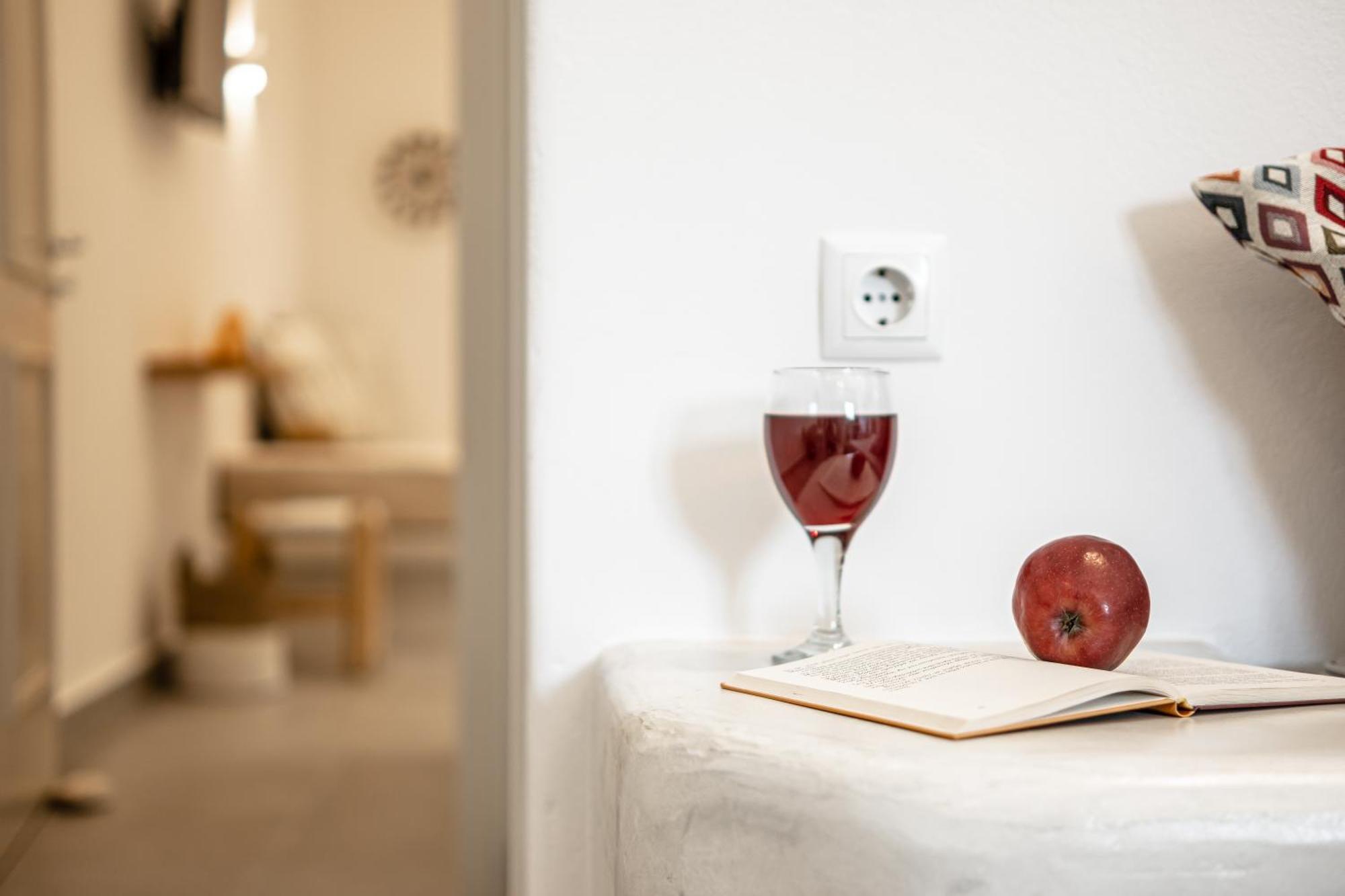 Schoinoussa Porto Dema Luxury Suites מראה חיצוני תמונה