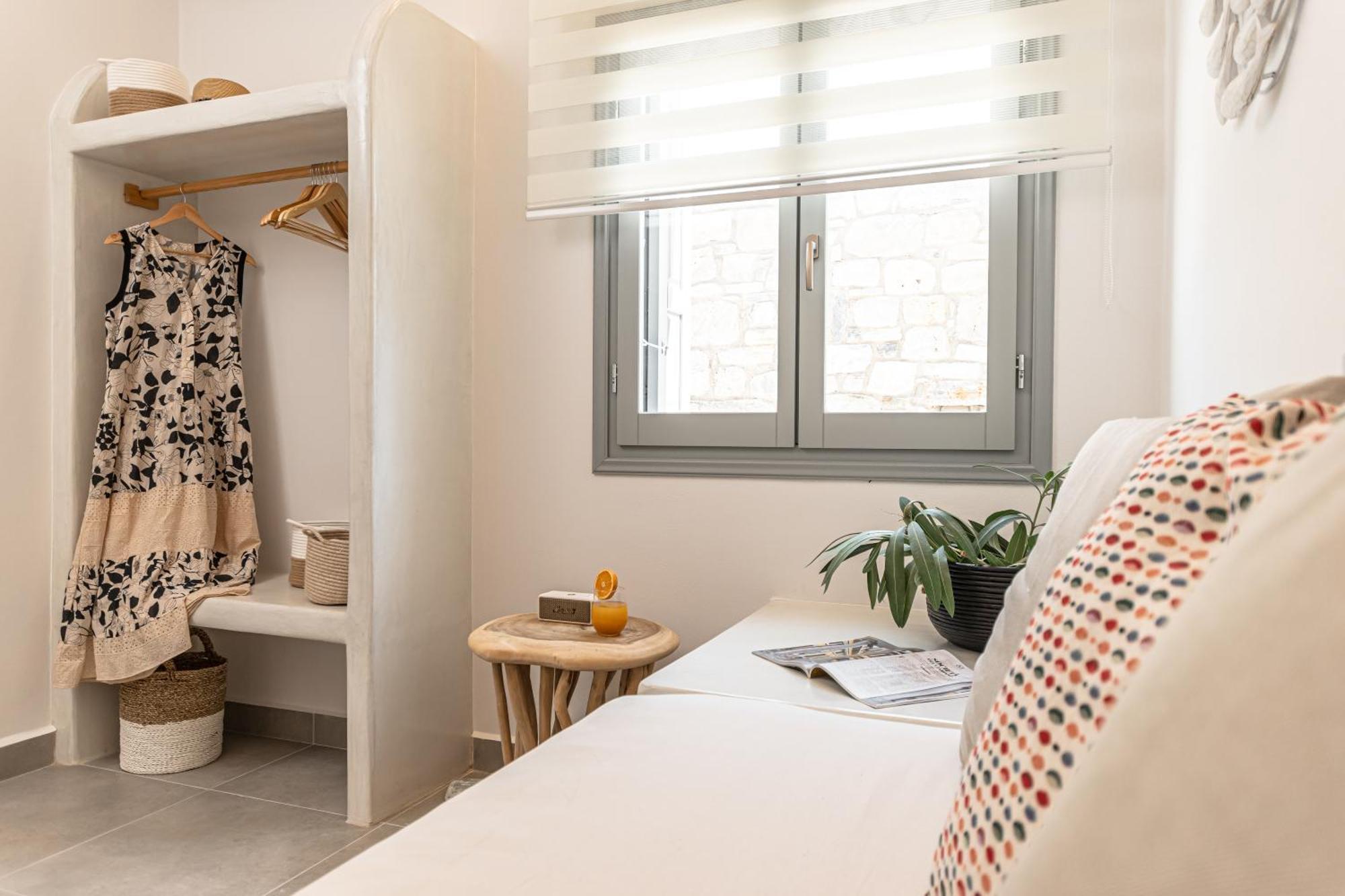 Schoinoussa Porto Dema Luxury Suites מראה חיצוני תמונה