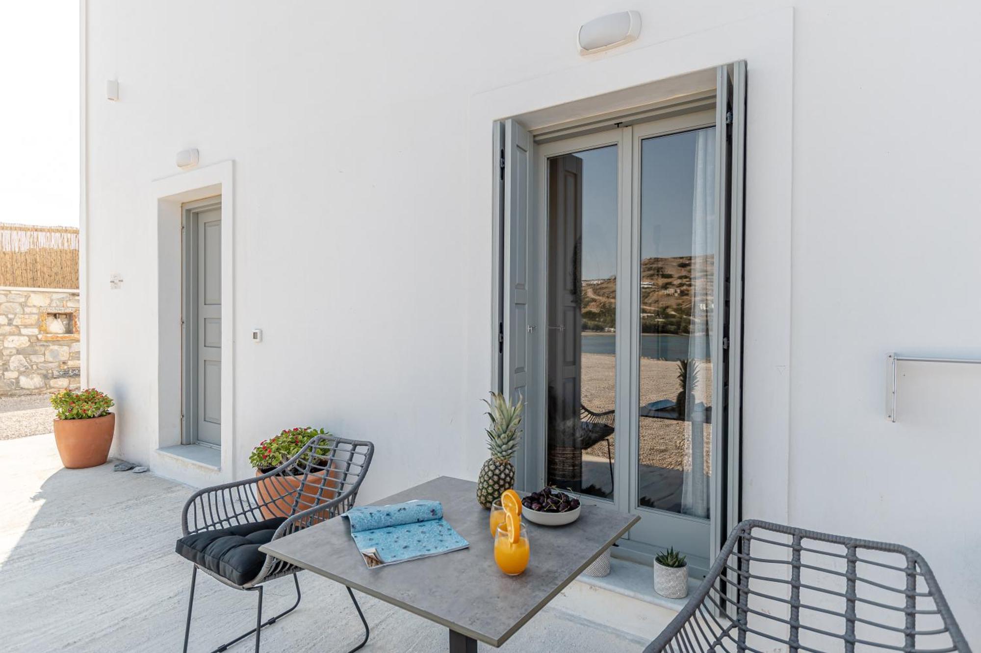 Schoinoussa Porto Dema Luxury Suites מראה חיצוני תמונה