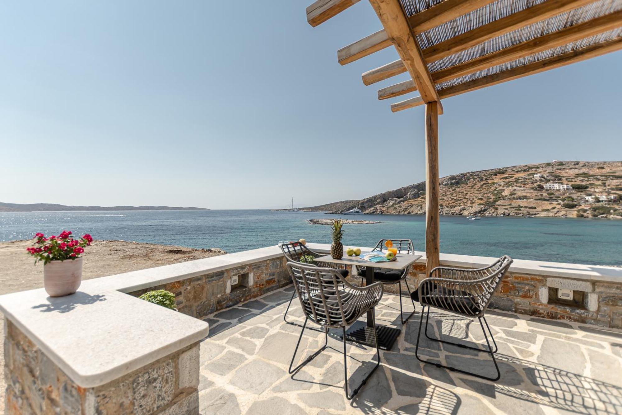 Schoinoussa Porto Dema Luxury Suites מראה חיצוני תמונה